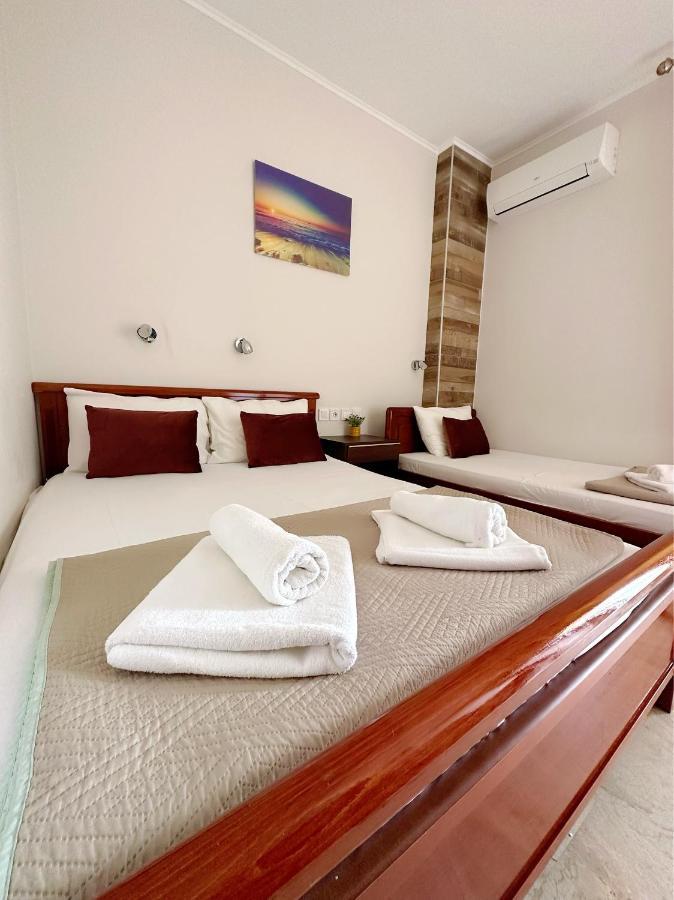 Hotel Palmera Сарти Экстерьер фото