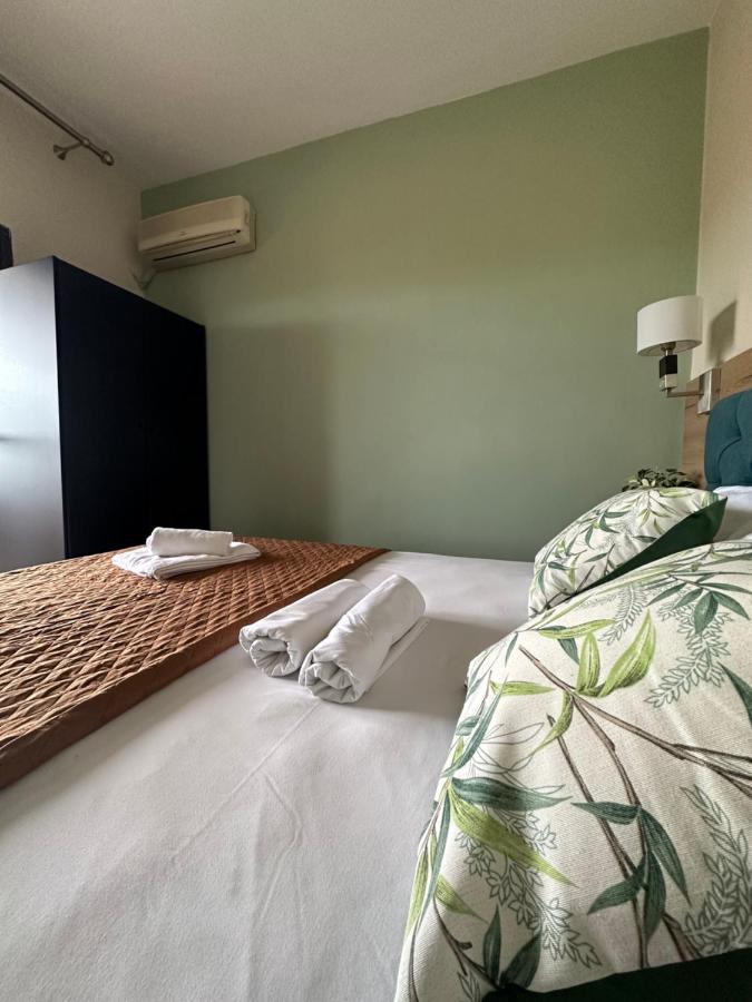 Hotel Palmera Сарти Экстерьер фото