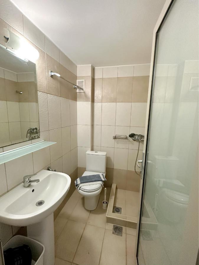Hotel Palmera Сарти Экстерьер фото